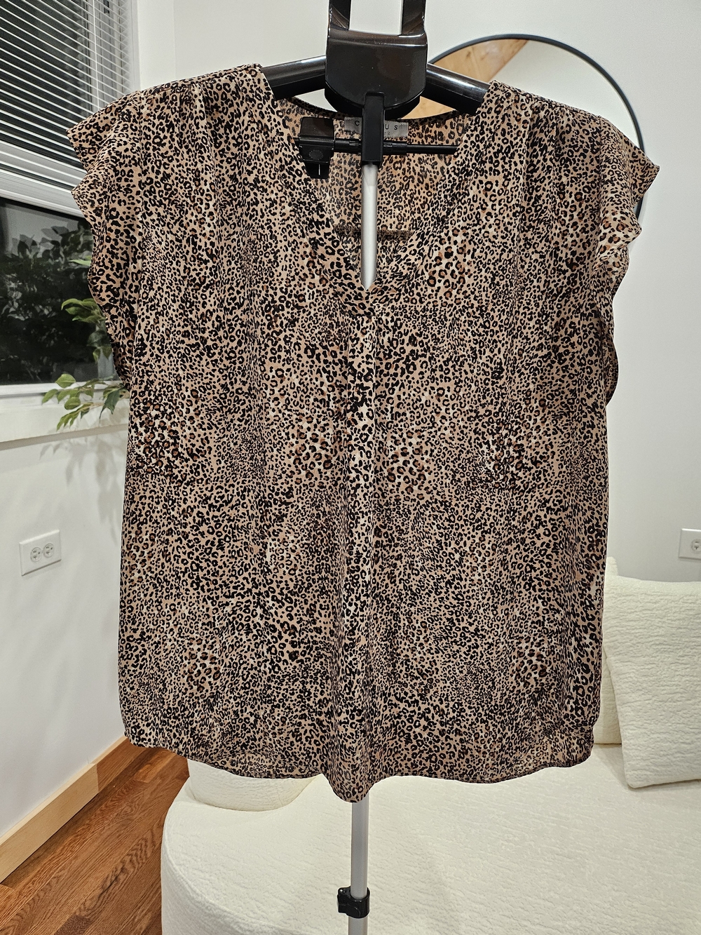 Blusa Chaus New York Talla L Estampado Leopardo / Animal Print".
